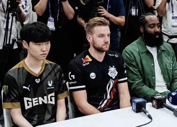 开云体育app全站-哈登：请不要将我与Niko、Chovy相提并论，这是对我的极大不尊重